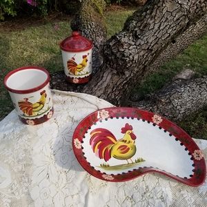 Ceramic serving platter with 2 canisters